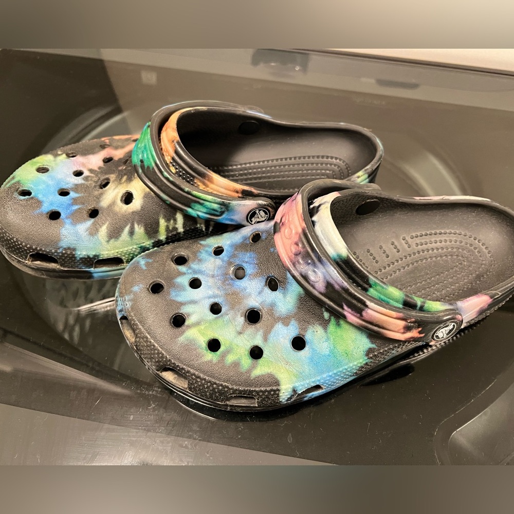 Tie dye CROCS